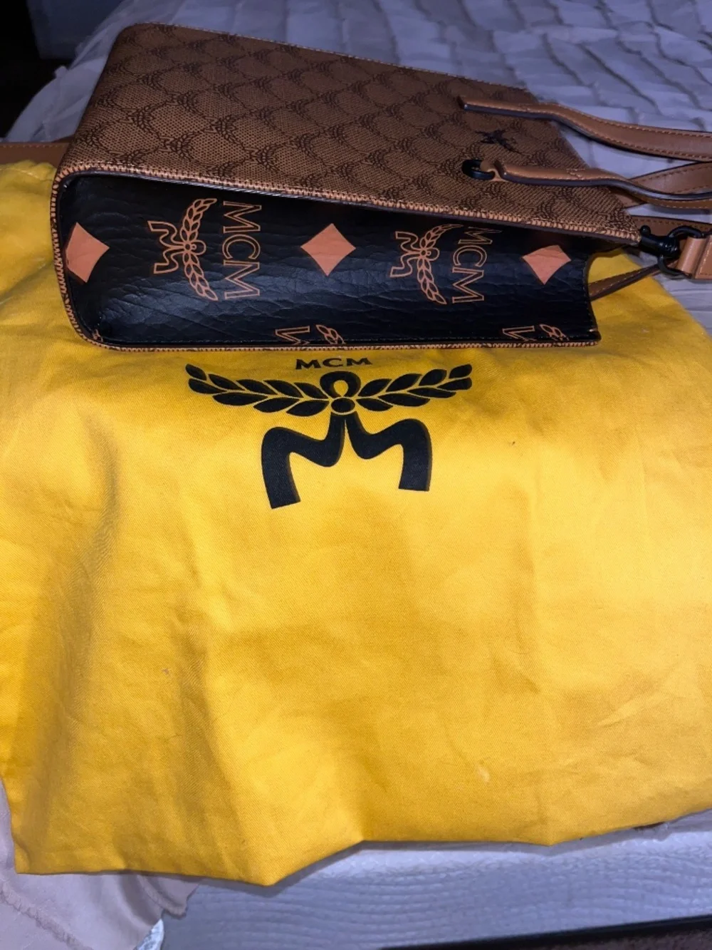 MCM crossbody - Picture 4 of 5